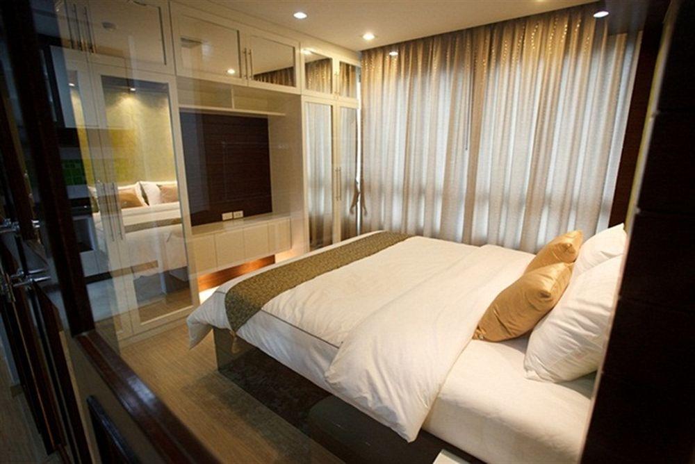 בנגקוק Alisha Court Hotel & Residence מראה חיצוני תמונה
